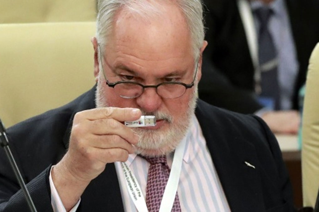 Antonio Cañete - Moneleg