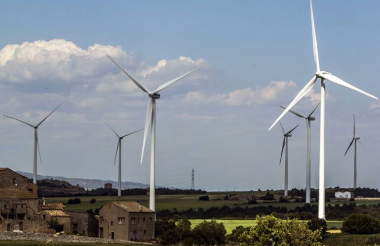 El alza de la energía eólica rebaja la factura de la luz - Moneleg