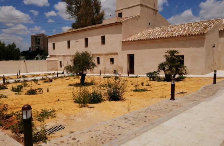 Moneleg participa en la recuperación de la Hacienda Miraflores