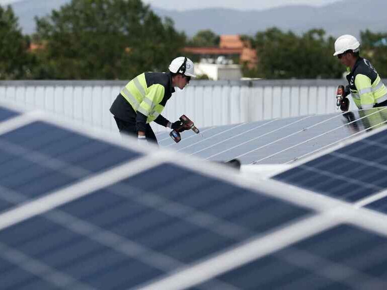 Cosas que debes saber antes de instalar placas solares. Autoconsumo