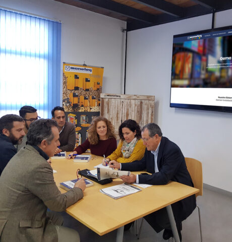 caso-ese-servicios-moneleg00