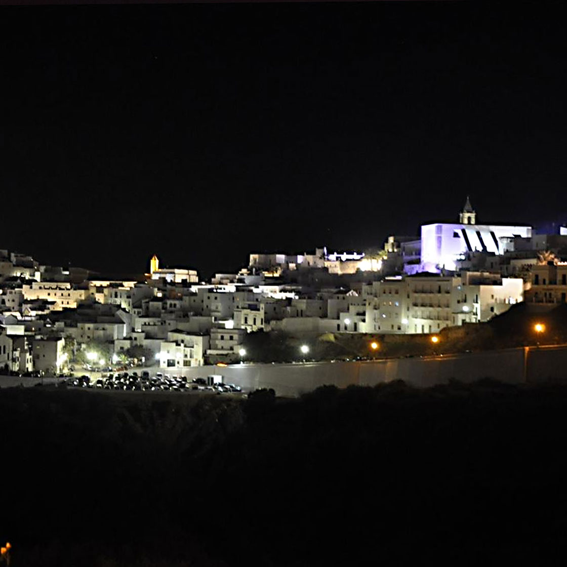 ILUMINACIÓN ORNAMENTAL CON TECNOLOGÍA LED DE LOS EDIFICIOS MONUMENTALES DEL MUNICIPIO DE VEJER DE LA FRONTERA